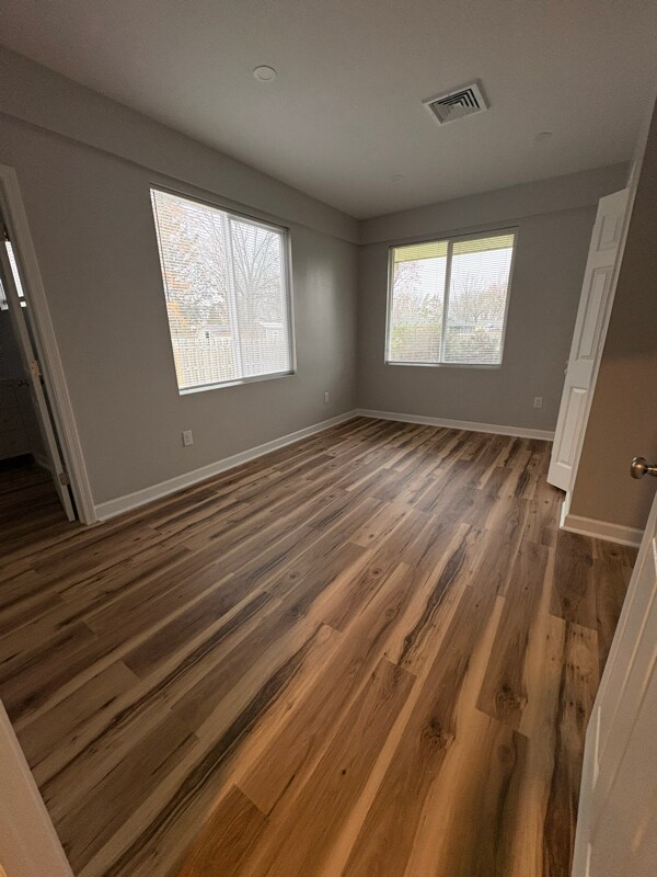 Building Photo - 1282 Lawndale Rd