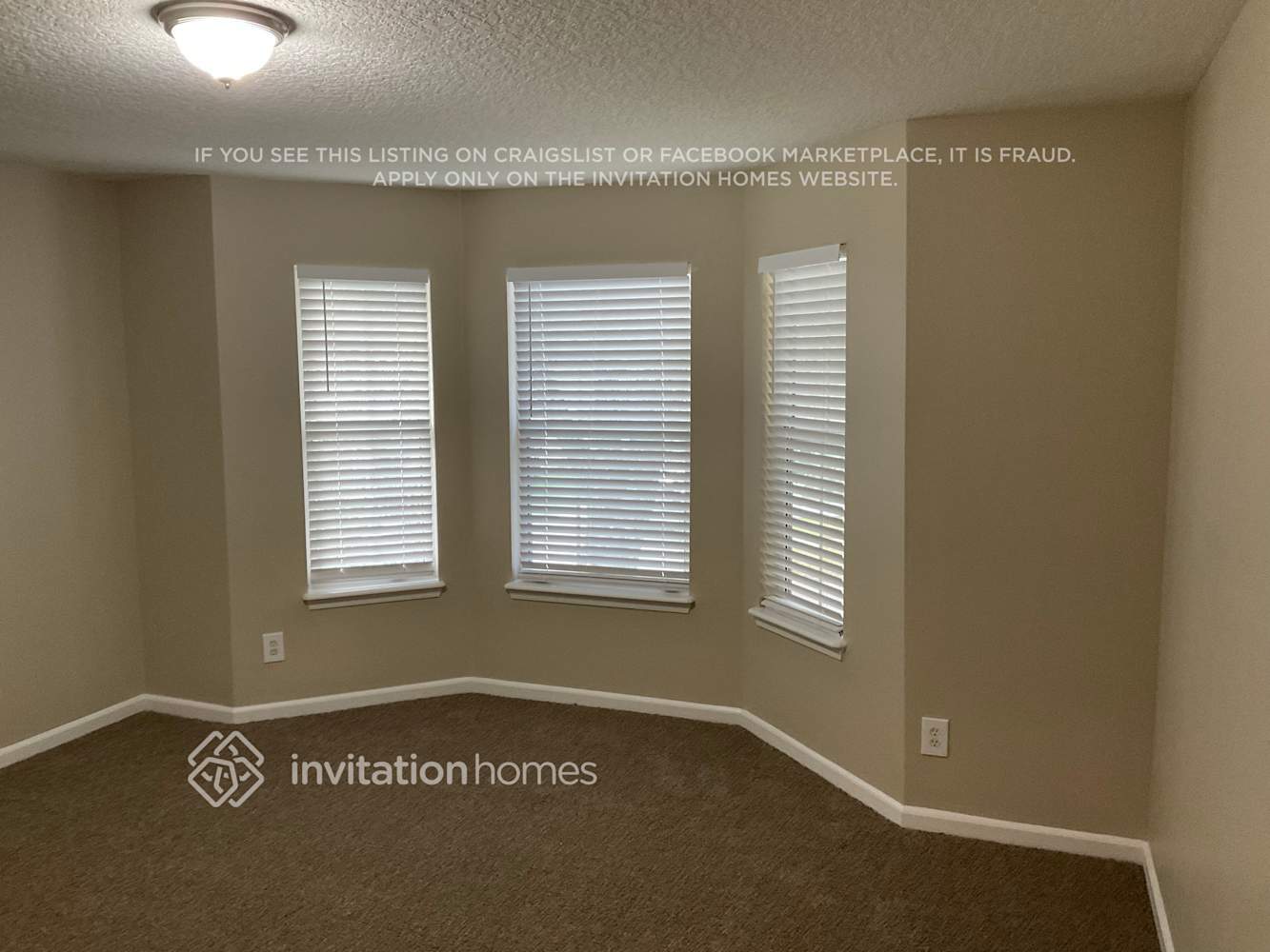 Building Photo - 8519 Glenbury Ct N
