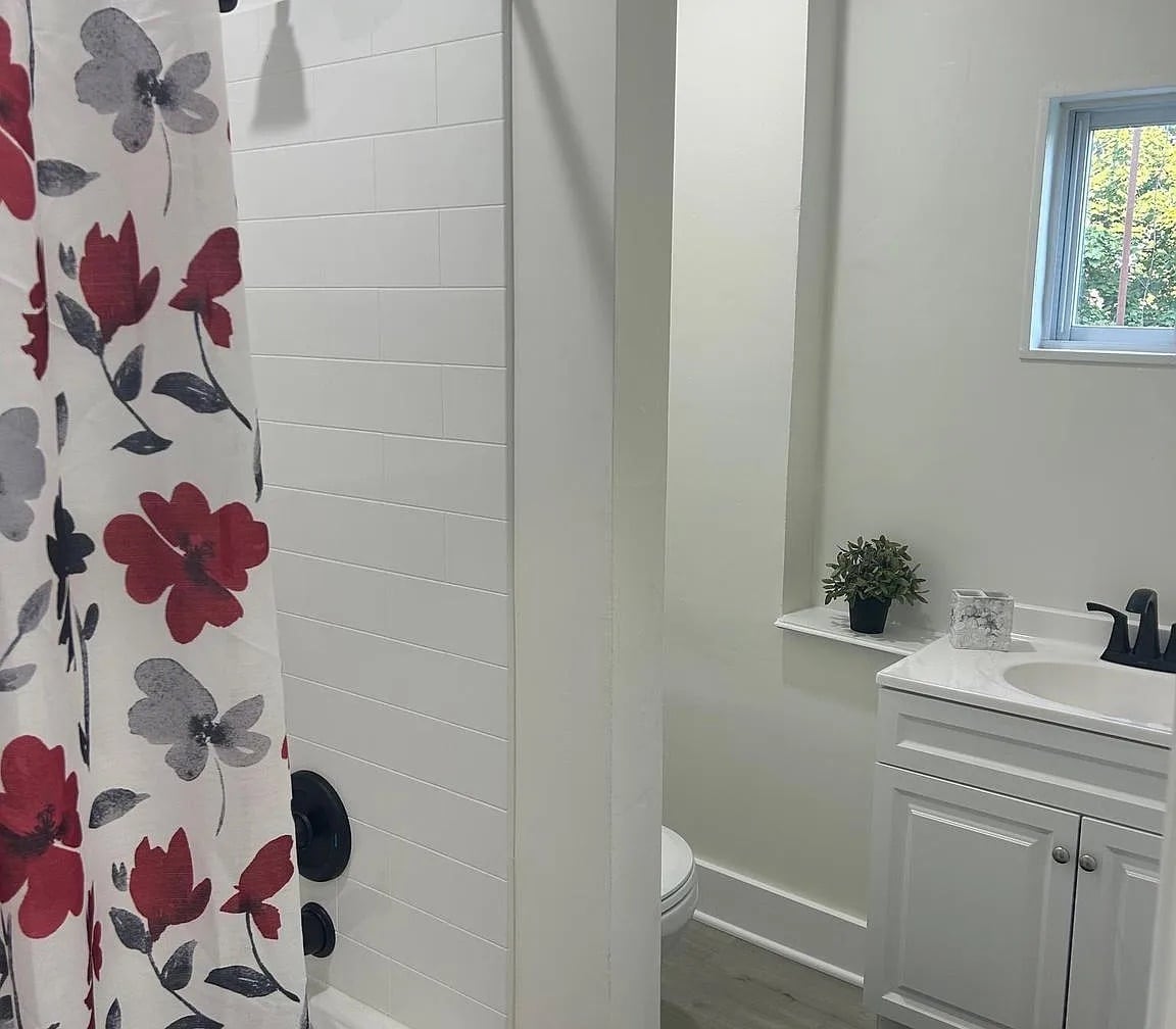 Building Photo - 92 Pennsylvania Ave