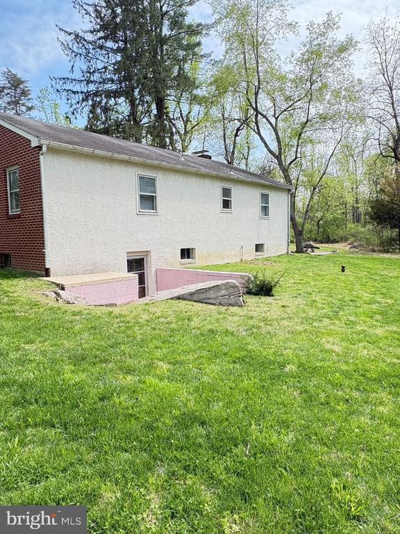 Building Photo - 29 Laver Rd