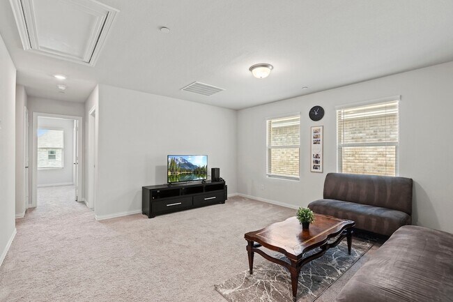 Building Photo - 4014 Saddlehorn Wy