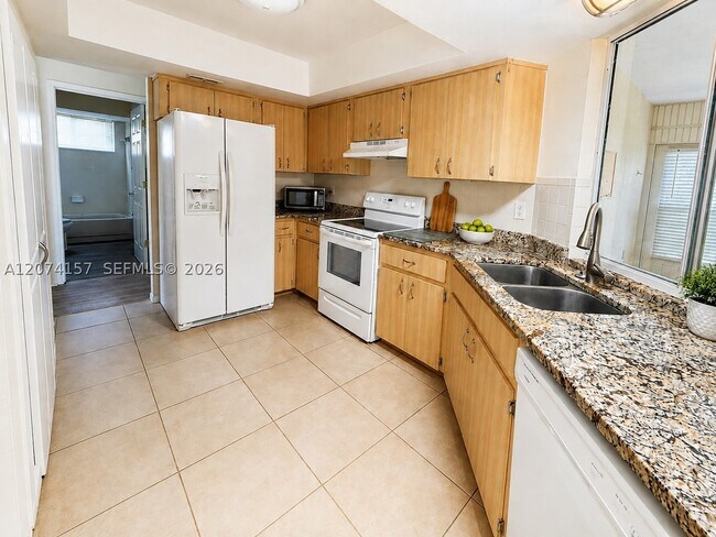 Building Photo - 8954 SW 109th Ln