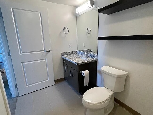 Building Photo - 988 Halekauwila St