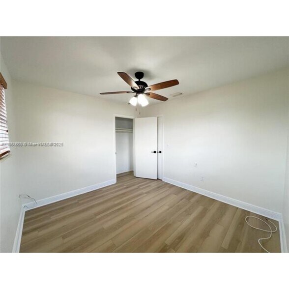 Building Photo - 1351 W 34th St