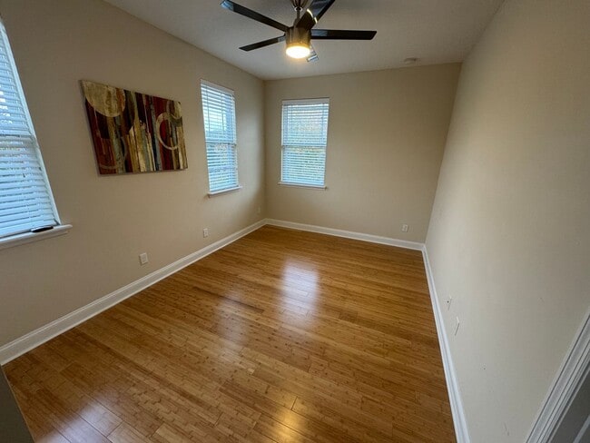 Building Photo - Move in Ready! Four Bed Three Bath Two Story Home. Pet Friendly. Amenities. Garage. Washer/Dryer....