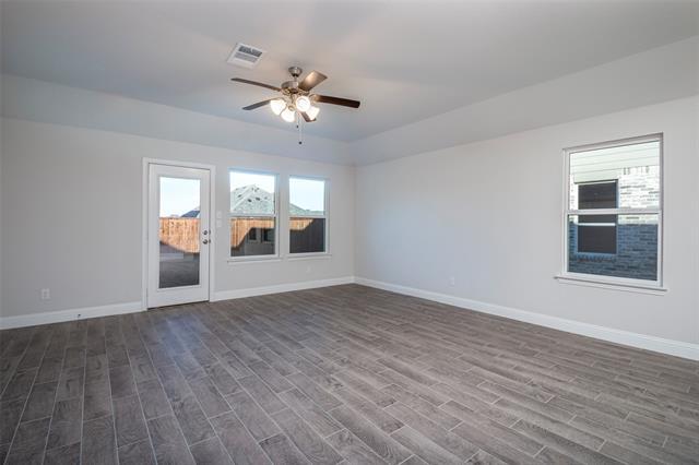 Building Photo - 729 Rusty Spurs Pl