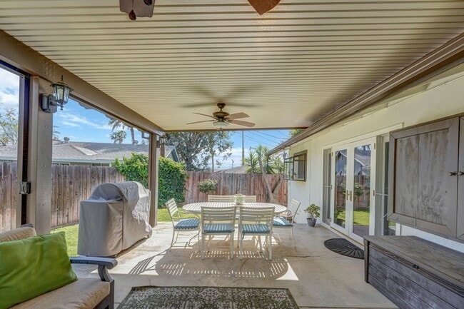 Building Photo - 4 Bedroom 2 Bath House for Rent Within Wal...
