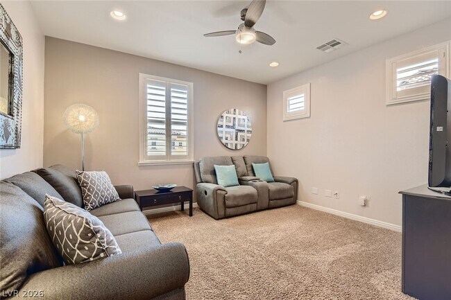 Building Photo - 1041 Baronet Dr