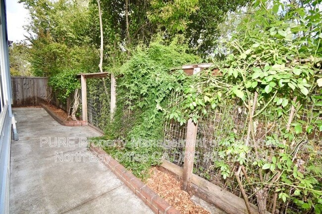 Building Photo - 7116 Marsh Way