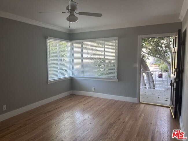 Building Photo - 16144 Sunset Blvd