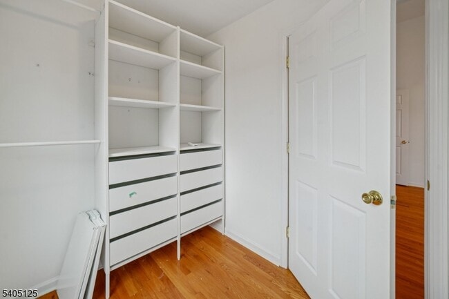 Building Photo - 17 Grove St