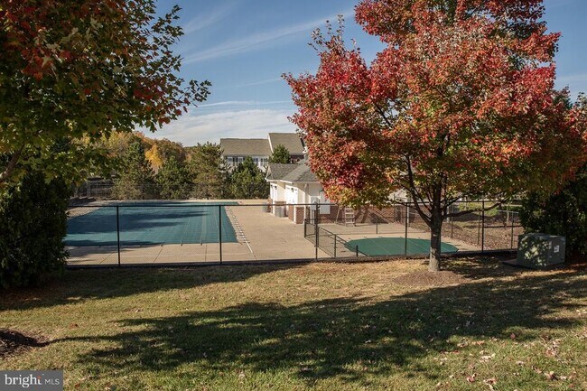 Building Photo - 4442 Potomac Highlands Cir