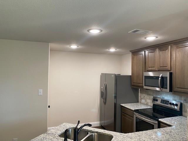 Building Photo - 6813 Jade Dr