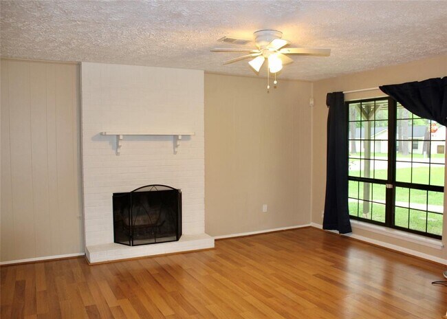 Building Photo - 17723 Mossforest Dr