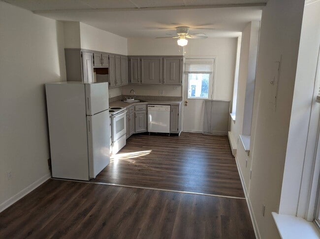 Open Floor Plan Kitchen/Livingroom - 1617 N 3rd St