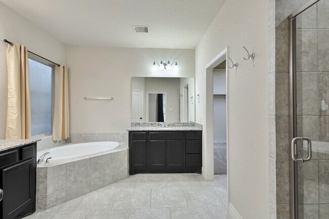 Building Photo - 2882 Coral Sky