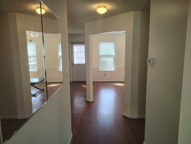 Building Photo - Room in Single Family Home on Caloosa Cove SW