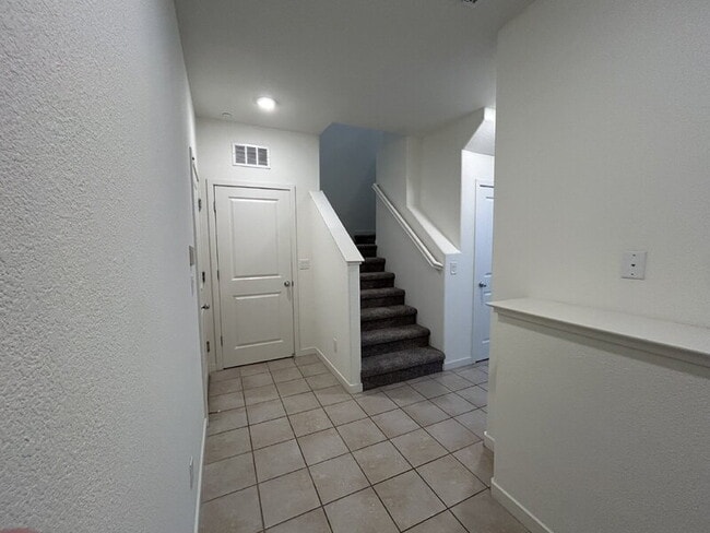 Building Photo - 3998 E Commerce Way