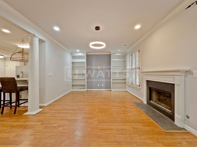 Building Photo - 2080 Stone Brook Dr