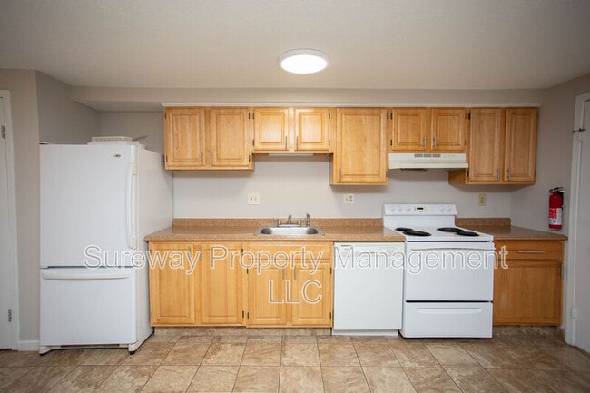 Building Photo - 26 Teaberry Ct