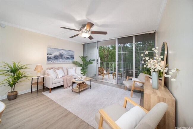 Building Photo - 95-2039-2039 Waikalani Pl