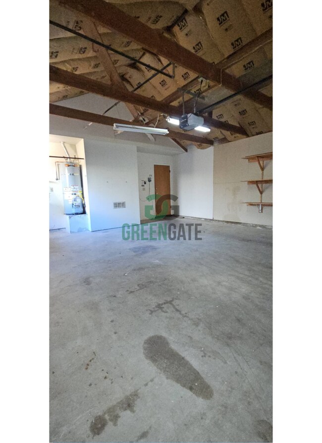 Building Photo - Now Available! Spacious 3 Bedroom, 2 Bathroom Home.