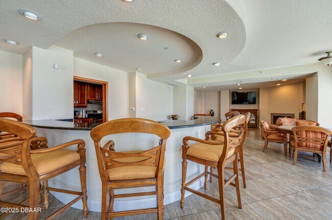 Building Photo - 3245 S Atlantic Ave