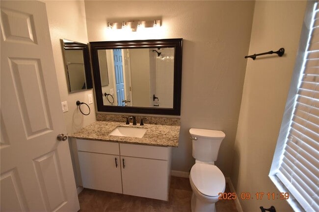 Building Photo - 24806 Black Creek Ct