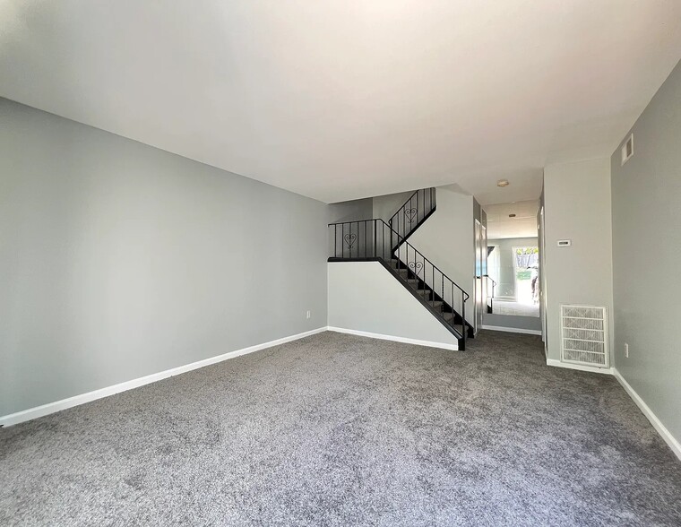 Building Photo - 431 Brandywine Ct