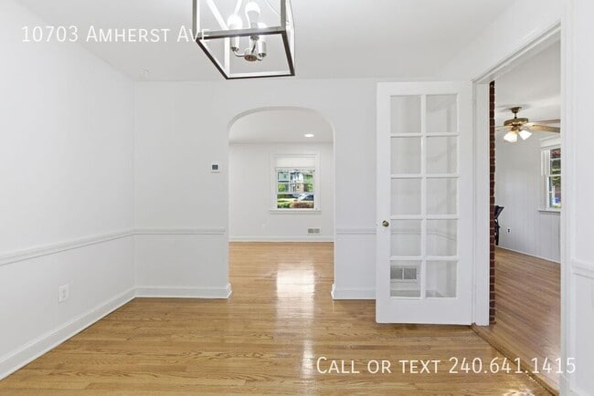 Building Photo - 10703 Amherst Ave