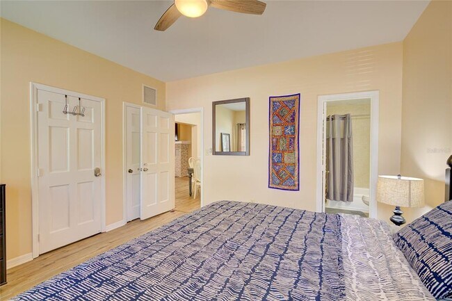 Building Photo - 501 S Magnolia Ave