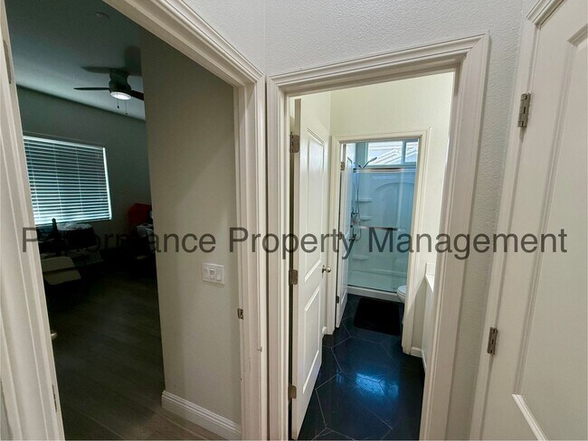 Building Photo - Gorgeous 5 Bed/3 Bath Rio Bravo Home w/ RBP & Security Deposit Alternative Option