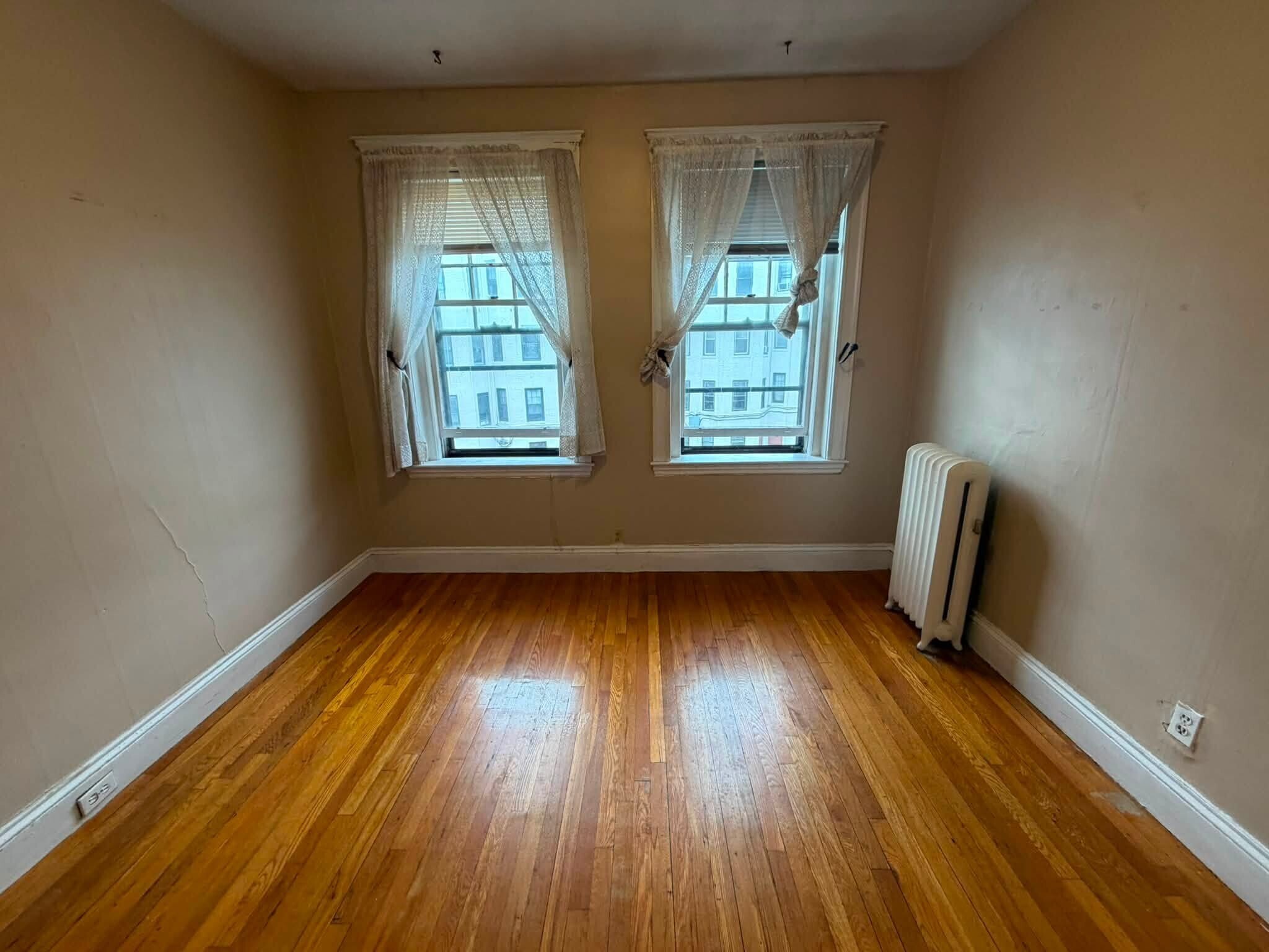 Building Photo - 313 Allston St