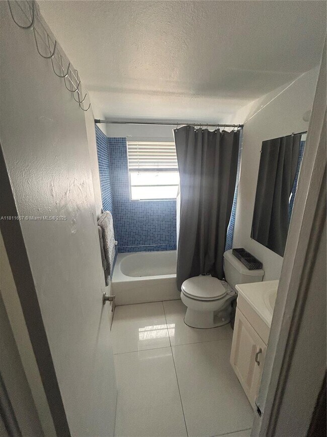 Building Photo - 8080 Tatum Waterway Dr