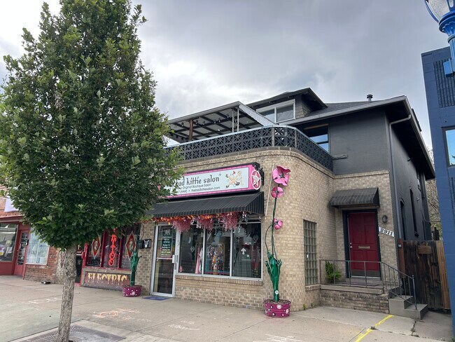 Building Photo - 2911 E Colfax Ave
