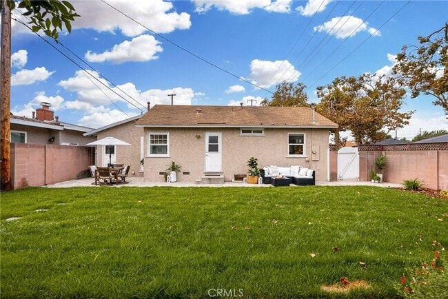 Building Photo - 6903 Henrilee St