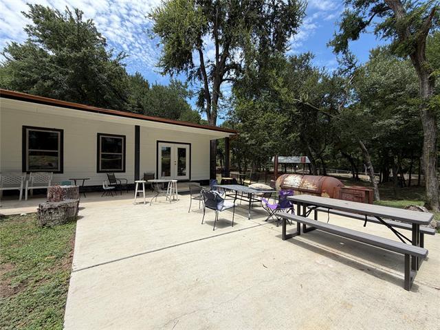 Building Photo - 7024 Red Bud Ln