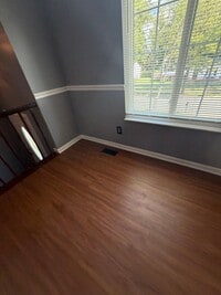 Building Photo - 9211 Eldon Dr