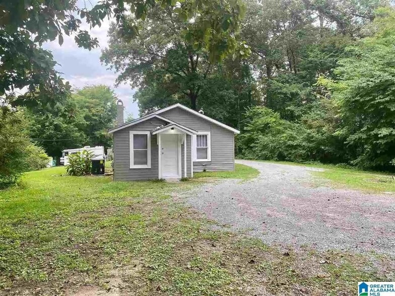 Building Photo - 917 School Terrace