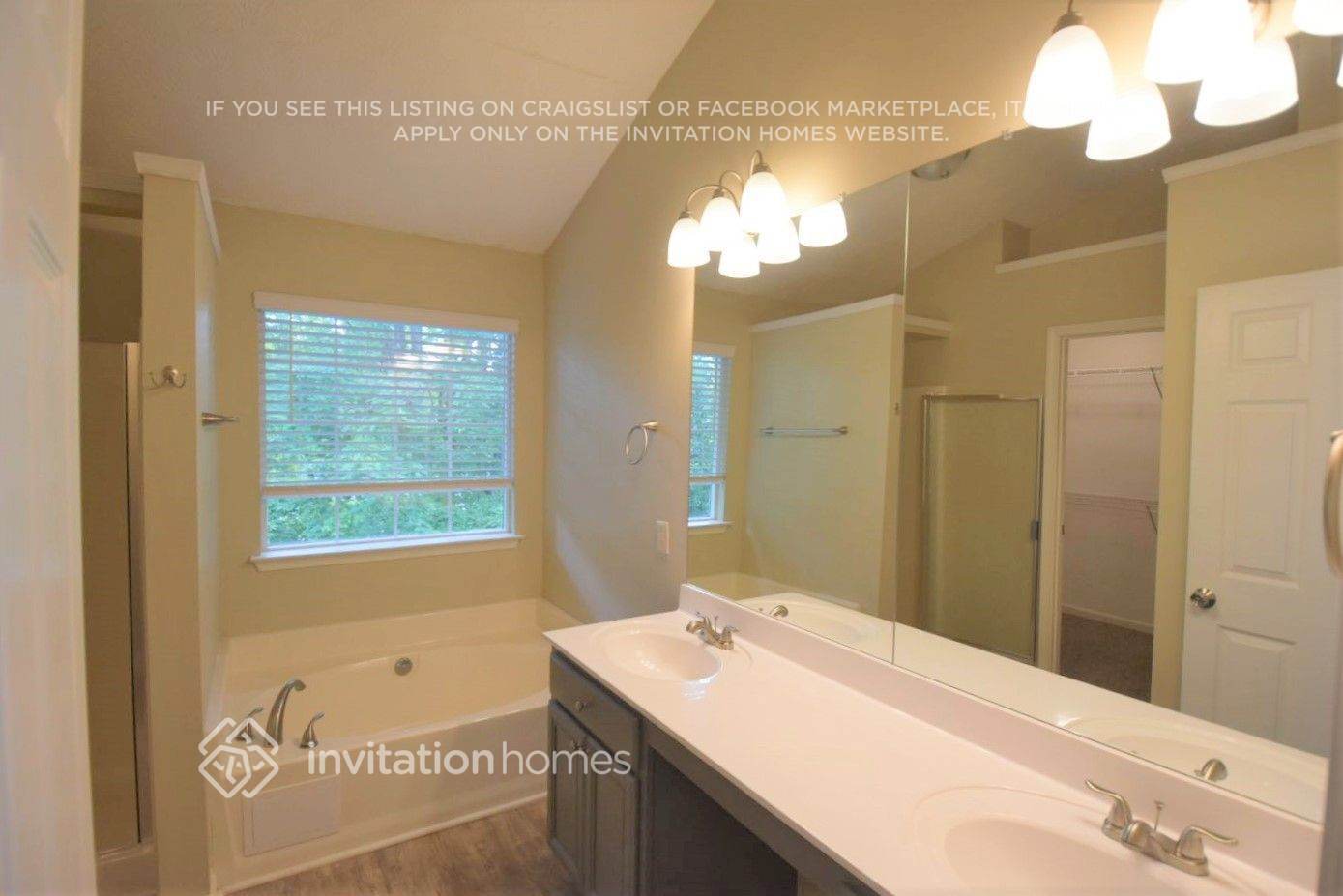Building Photo - 4348 Sentinel Pl
