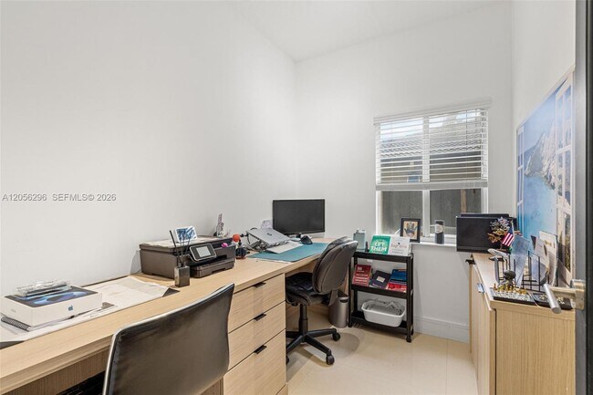 Building Photo - 3654 SW 150th Ct