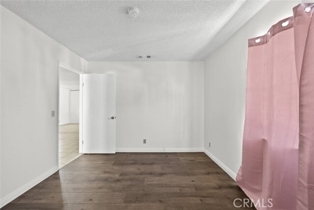 Building Photo - 10528 1/2-10522 Hillhaven Ave