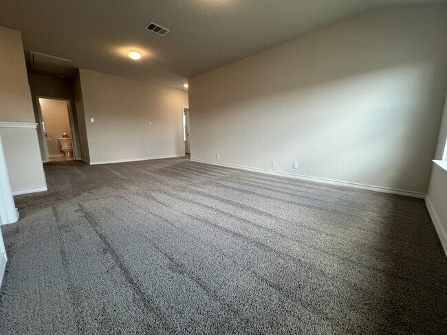 Building Photo - 317 Denison Dm