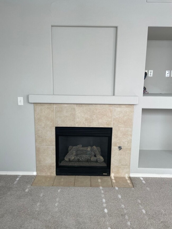 Building Photo - 714 W Riviera Ln