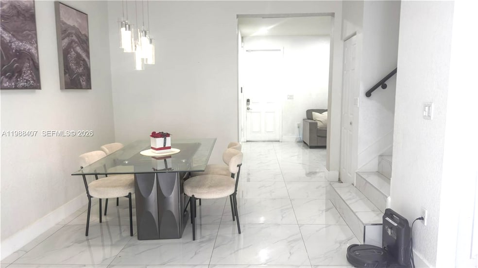 Building Photo - 3318 W 106th Ter