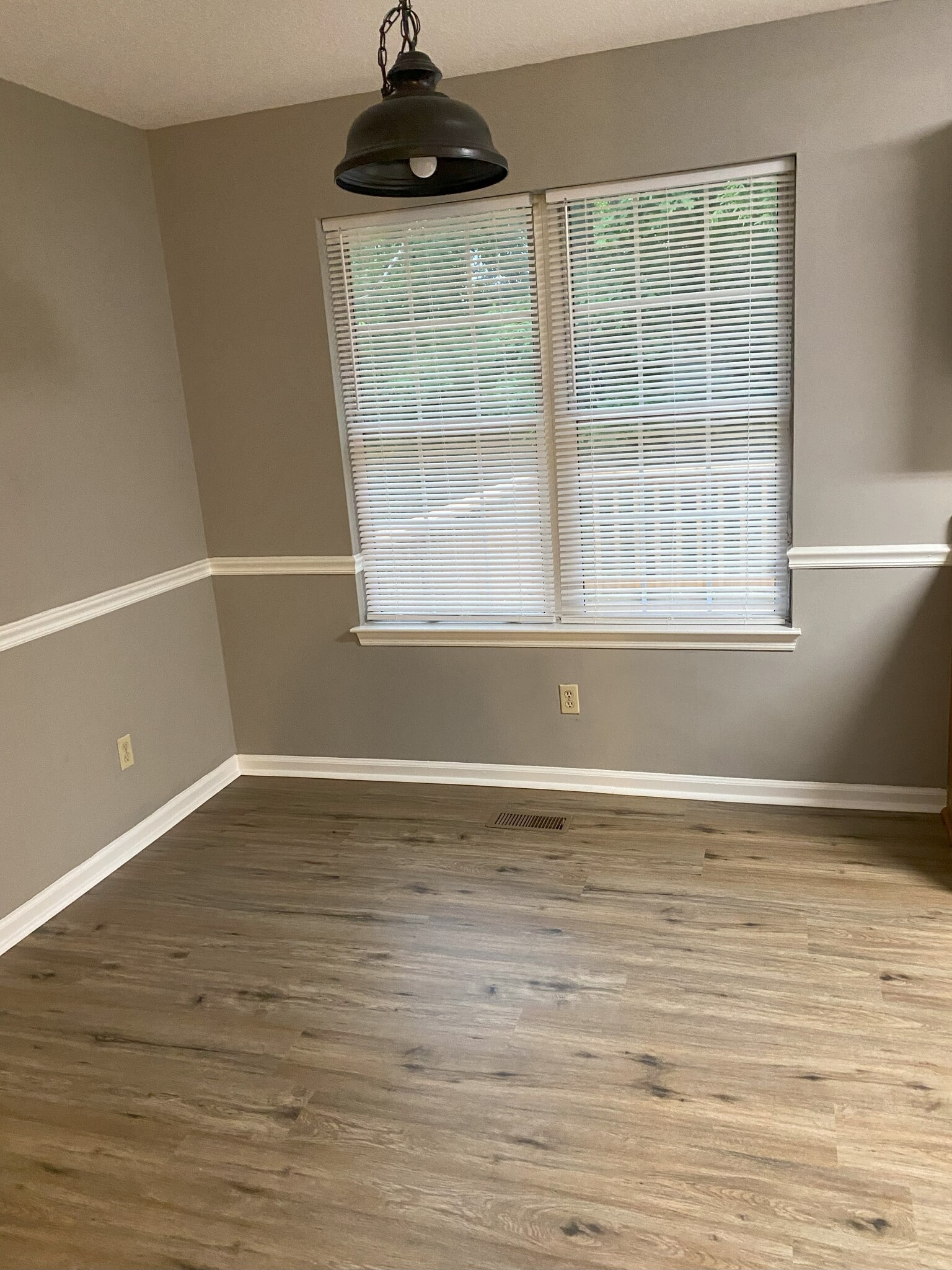 Building Photo - 8625 Leatherwood Trl