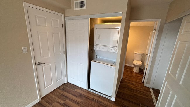 Building Photo - 3601 W Tierra Buena Ln