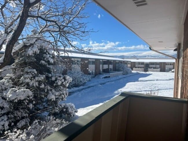 Building Photo - Large Two bedroom, Two Bath Furnished, all Inclusive short to mid term rental.