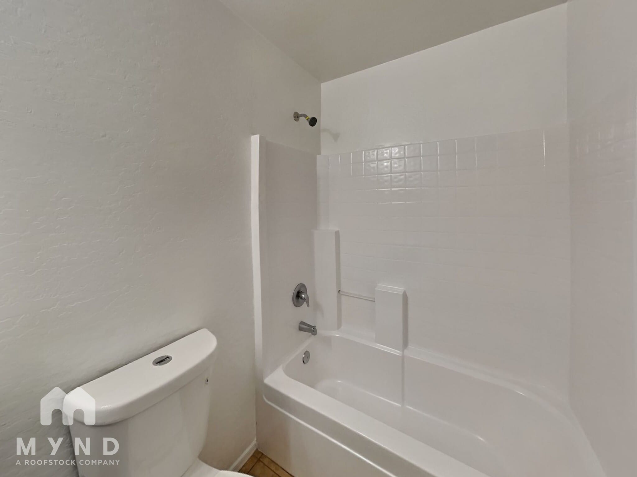 Building Photo - 3110 S 100th Dr