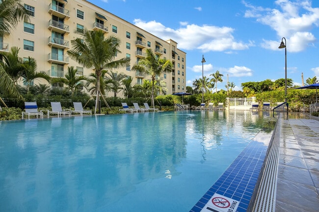 Building Photo - 610 Clematis St